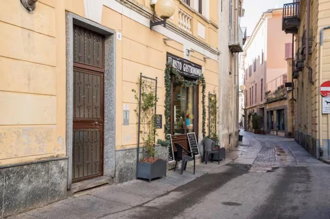 Large, Luxurious Family Apartment In Biella'S Historic Center Dış mekan fotoğraf